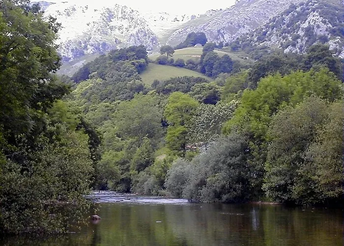 Río Asón: Tranquilo Retiro Con Piscina Y Wi-fi * Gibaja