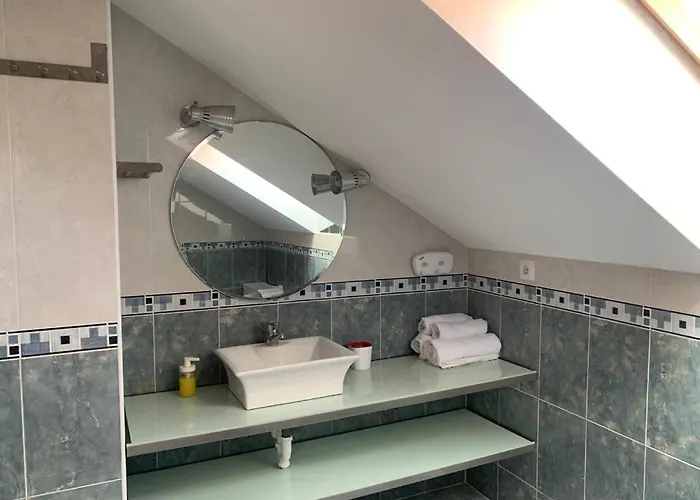 Río Asón: Tranquilo Retiro Con Piscina Y Wi-fi *