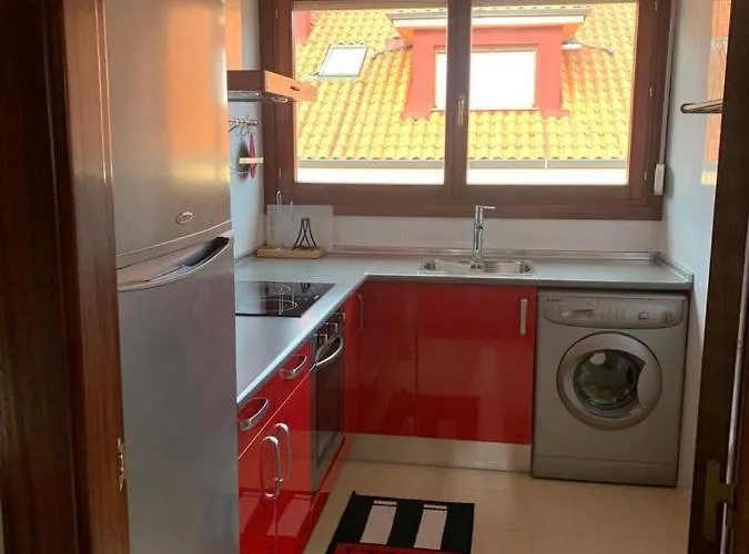 Río Asón: Tranquilo Retiro Con Piscina Y Wi-fi Apartment